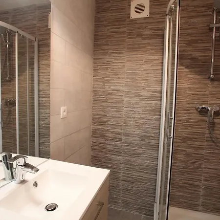 Apartman 6 Personnes Grust